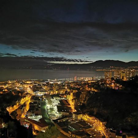 Apartment Belvedere With Seaview Rijeka Exteriör bild