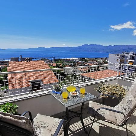 Apartment Belvedere With Seaview Rijeka Exteriör bild